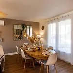 Villa Sublime Des Oliviers - Piscine Chauffee, Espace Detente, Baby-foot, Cuisine Exterieure - Proche D'agen