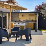 Sublime Des Oliviers - Piscine Chauffee, Espace Detente, Baby-foot, Cuisine Exterieure - Proche D'agen *