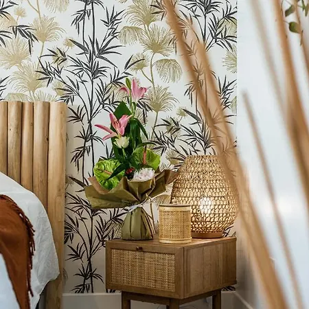 Des Oliviers Sublime Avec Piscine Chauffee Et Privee Et Baby Foot 빌라