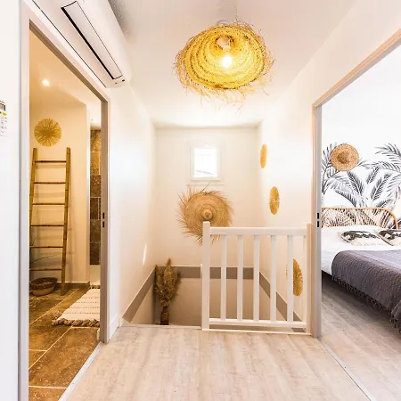 Des Oliviers Sublime Avec Piscine Chauffee Et Privee Et Baby Foot Bon-Encontre