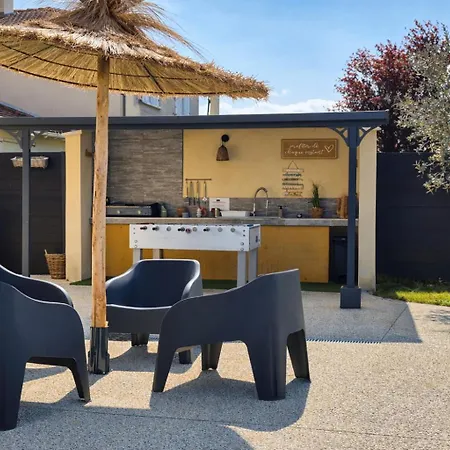 Sublime Des Oliviers - Piscine Chauffee, Espace Detente, Baby-foot, Cuisine Exterieure - Proche D'agen *