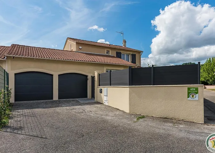 Villa Des Oliviers Sublime Avec Piscine Chauffée Et Privée Et Baby Foot Bon-Encontre